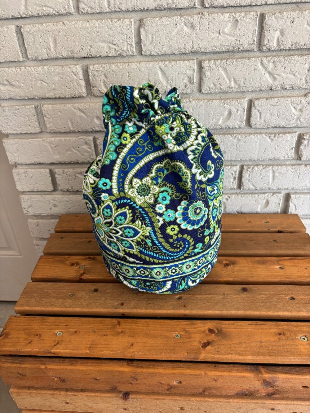 Vera Bradley Ditty Bucket Bag Swim Bikini Bag Waterproof Bathing Suit Tote